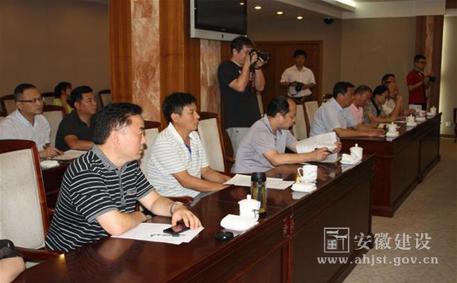 ������?q��ng)?b��o)�����Gɫ�������{����������